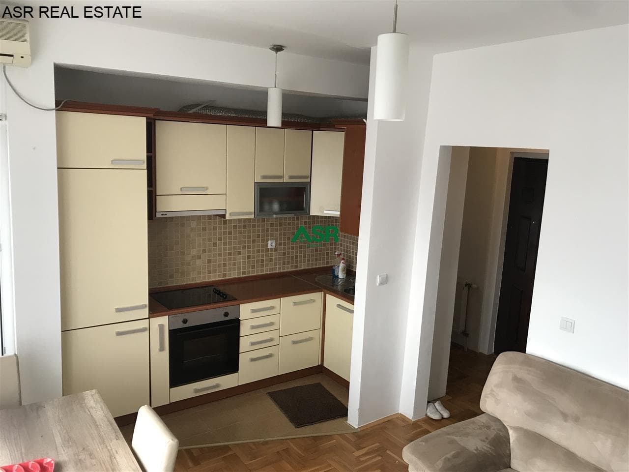 Banesë 55m2 me qira në Emshir 3