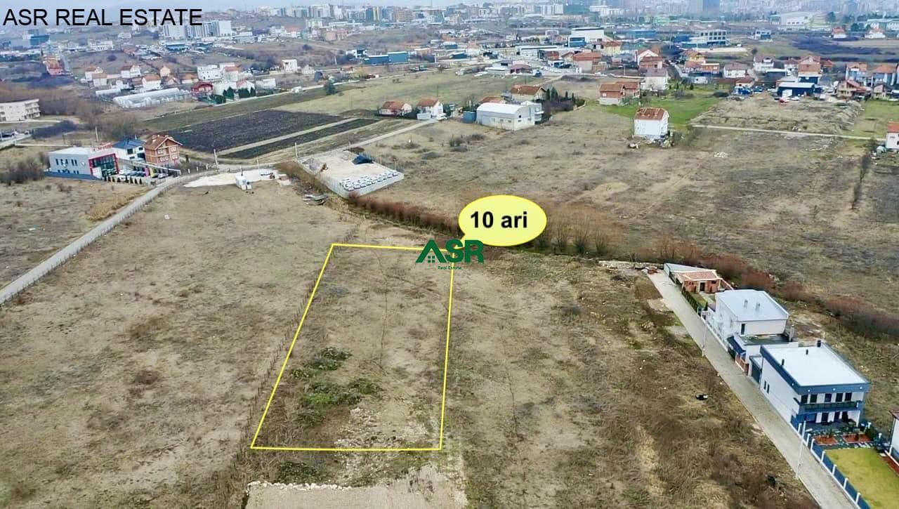 Ofrohet trualli ne shitje Përroi i njelmet 3