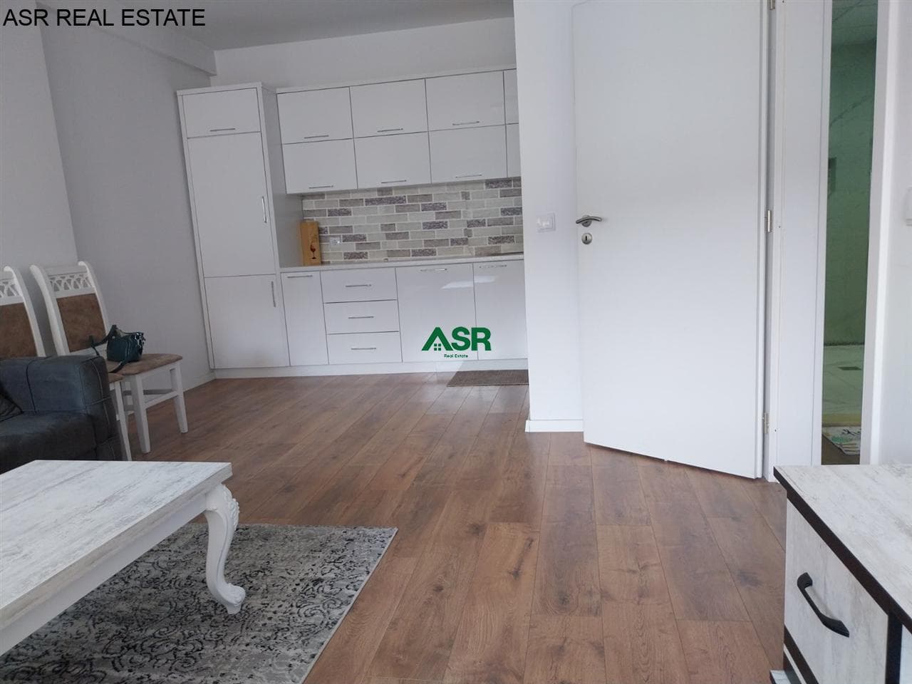 Banesë 63m2 me qira në rr.C 3