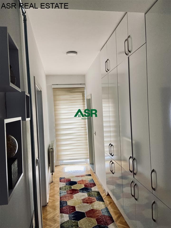 Banesë 65m2 me qira në qender 4