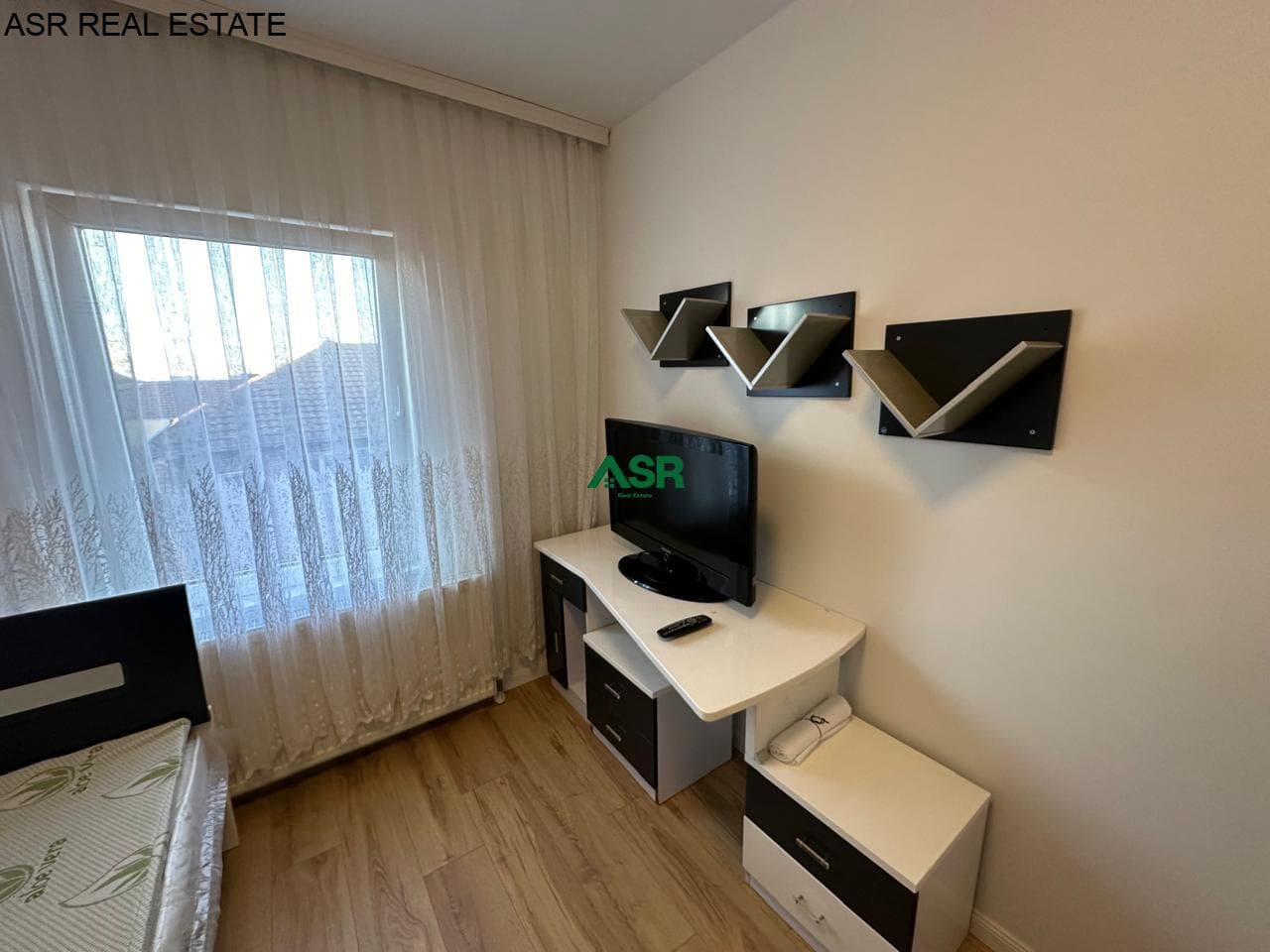 Banesë 100 m2 me qira në Aktash, Rr.Hajrullah Abdullahu 3
