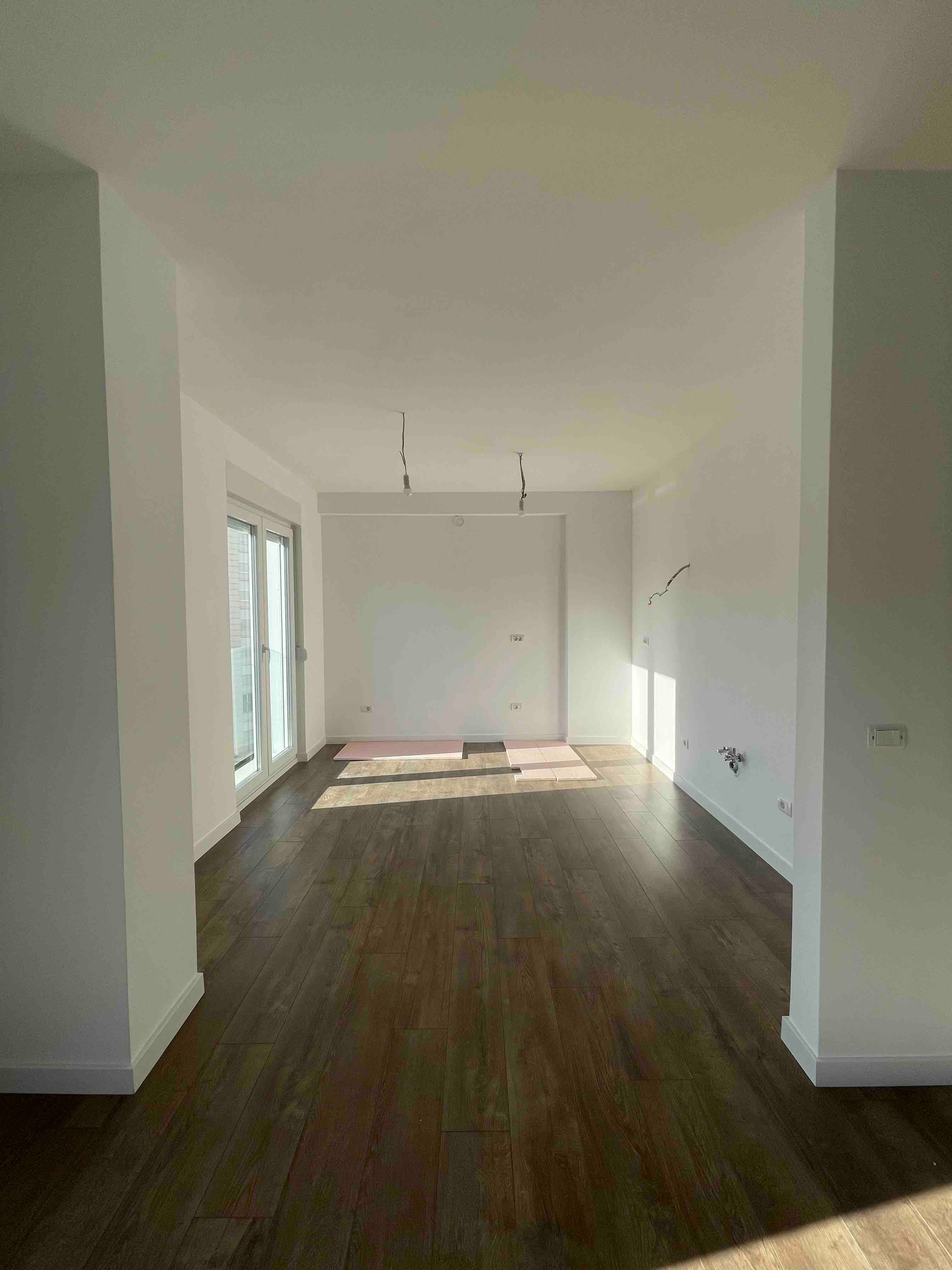 Ofrohet banesa 98.69 m² me qira në rrugen B