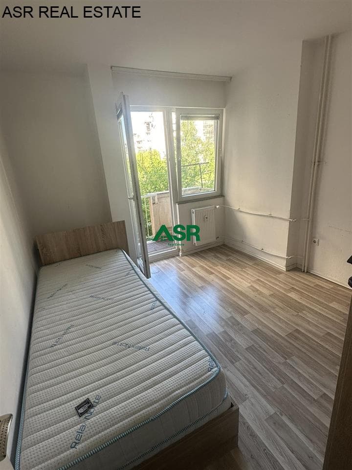 Banesë 55 m2 ne shitje në lagjen bregu i diellit