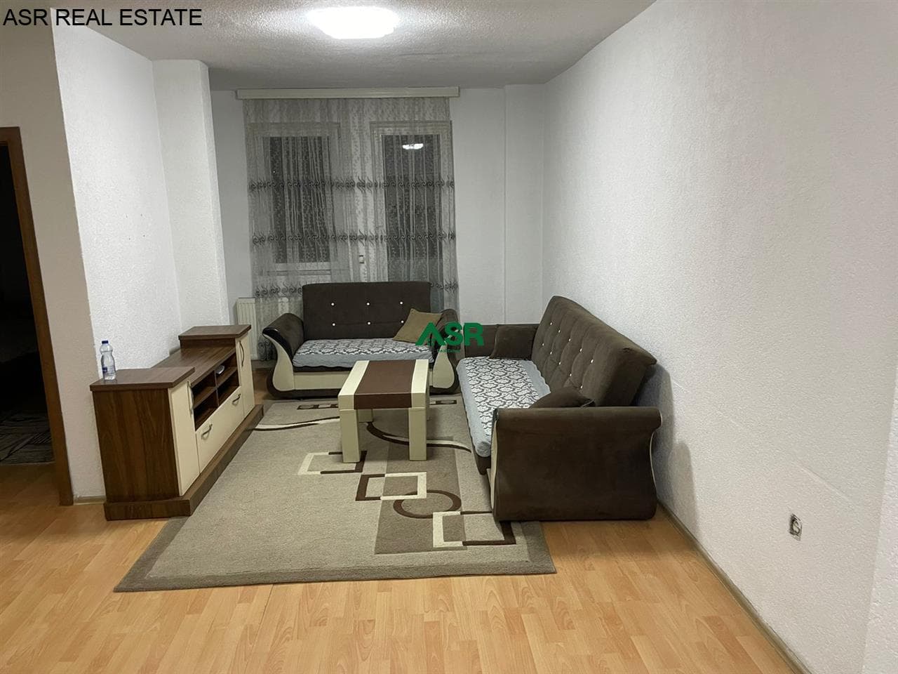 Lëshohet banesa me qira në lagjen e spitalit, rr. Muharem Fejza 3