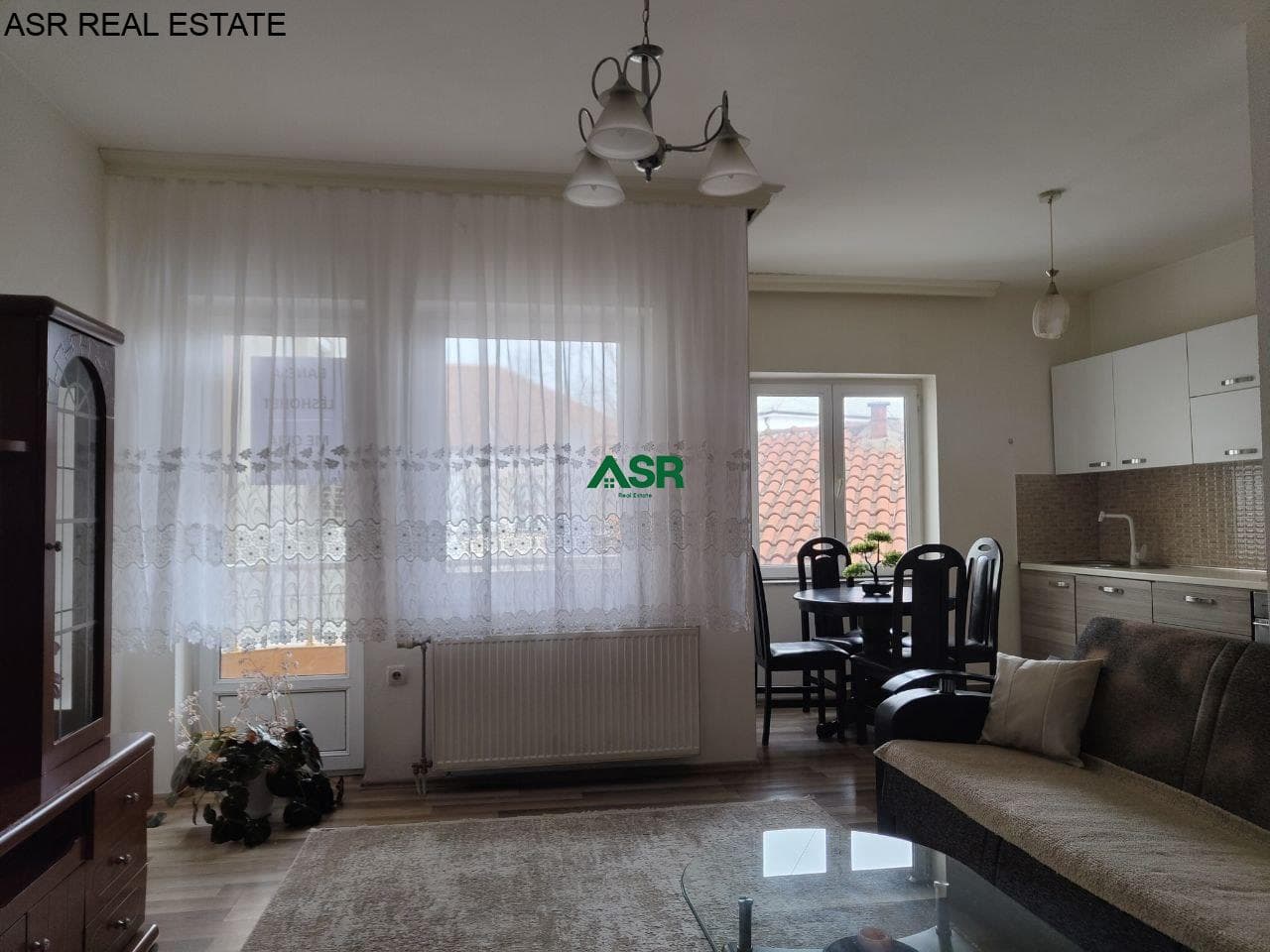 Banesë 67m2 me qira në qender