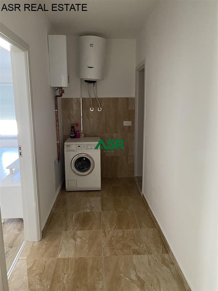 Lëshohet banesa (Penthouse) me qera në Fushe Kosove 2