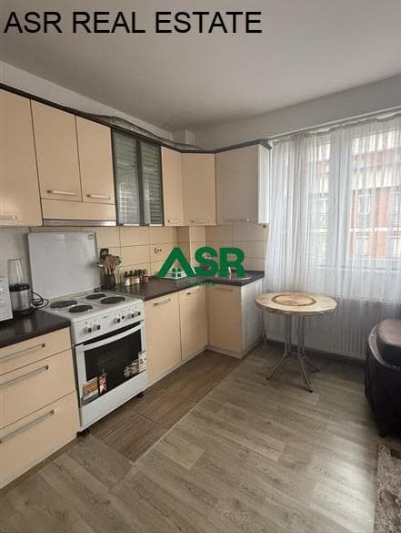 Banesë 65m2 me qira në rr.B, ne fillim te rr.Muharrem Fejza