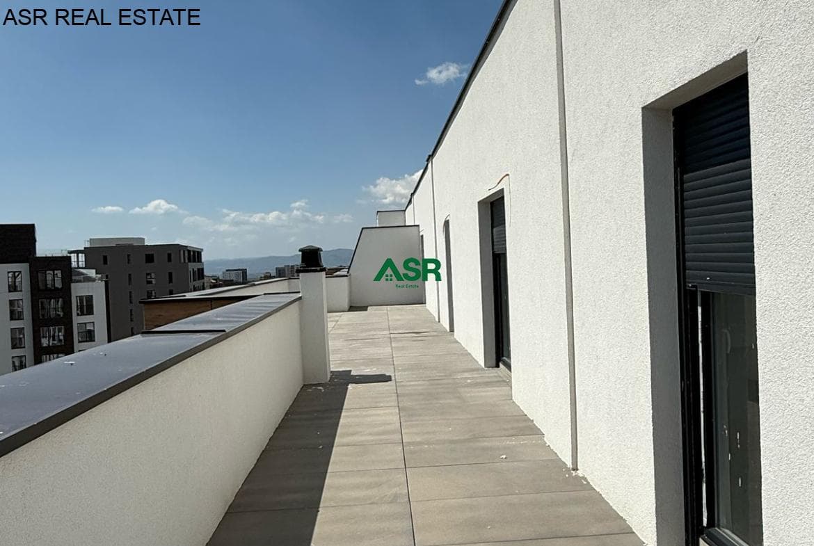 #ID:3600 Banesë penthouse 260m2 m2 per SHITJE në lagjen Prishtina e re 4