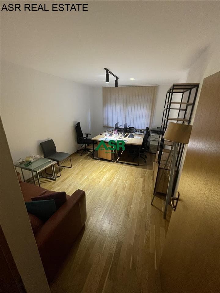 Lëshohet zyre me qira në lagjen qafa 2