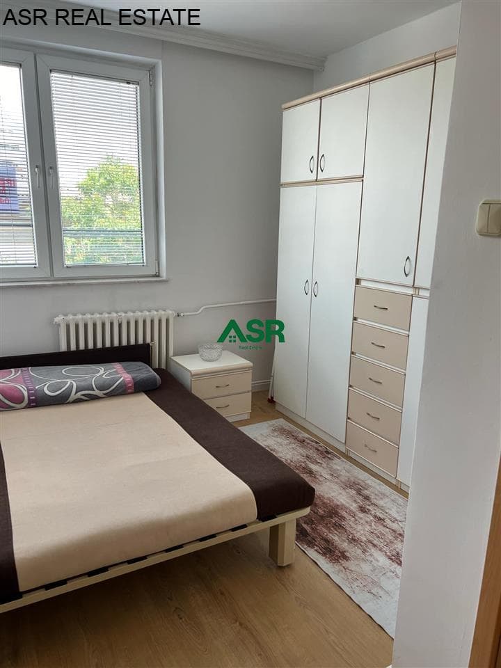Ofrohet banesa me qira në lagjen qender, tek hotel Grandi 3