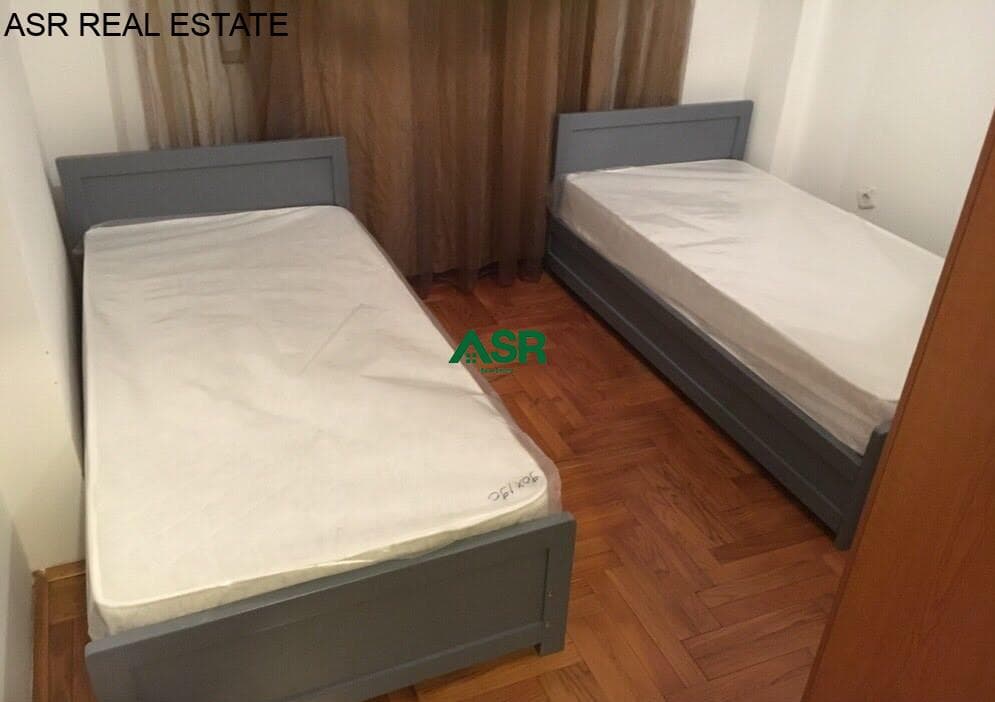 Shitet banesa në lagjën Kalabria(Emshir)