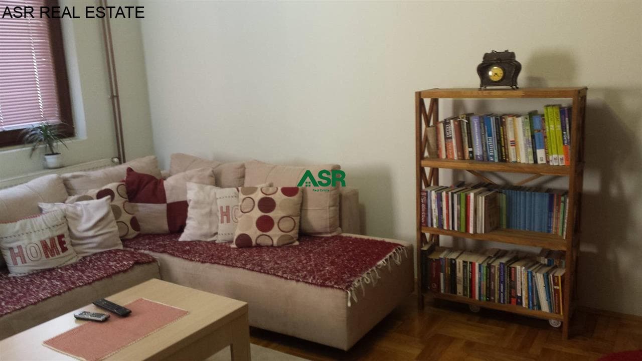 Lëshohet banesa me qira në lagjen qender, afer Hotel Sirius 2