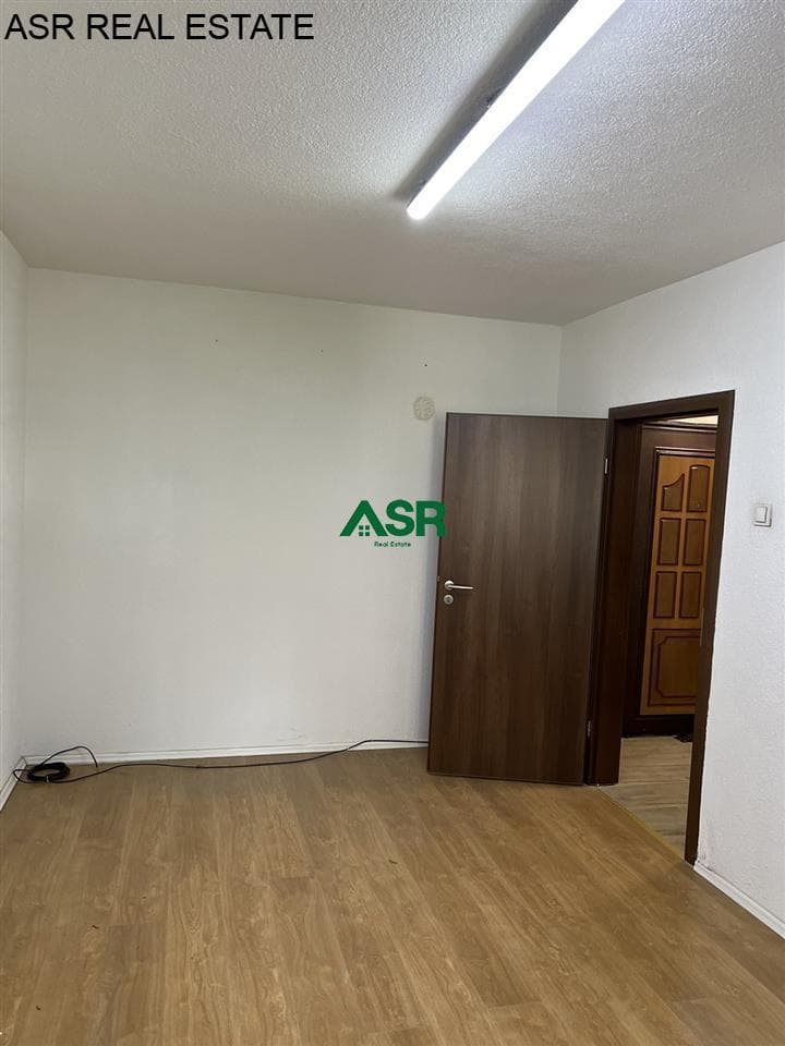 lokal me qira në Rr.Agim Ramadani 4