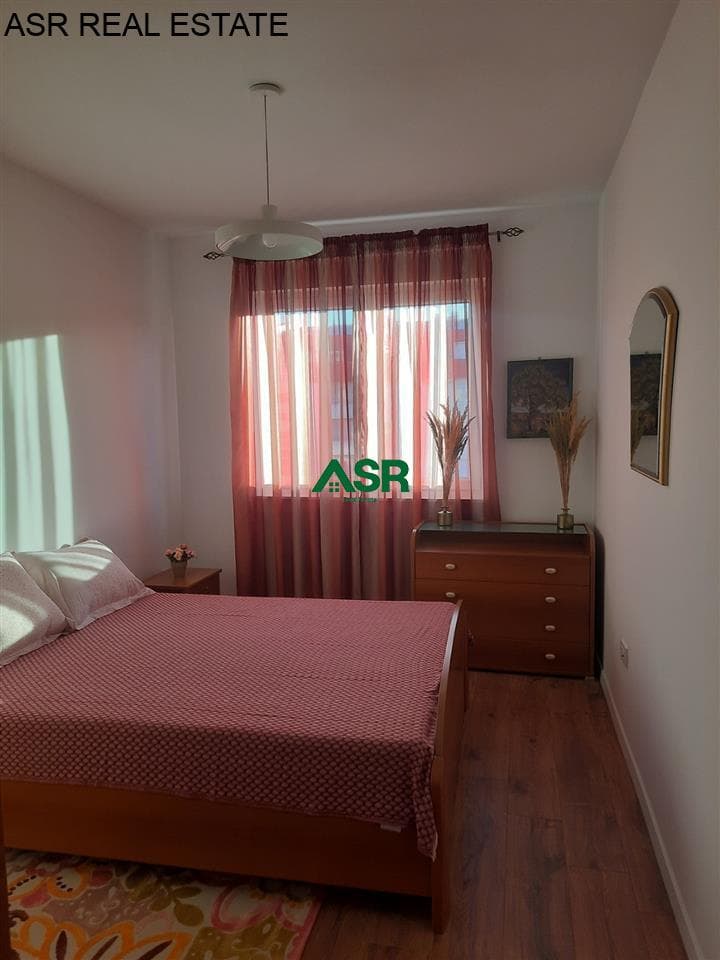 Lëshohet banesa me qira në rrugen C