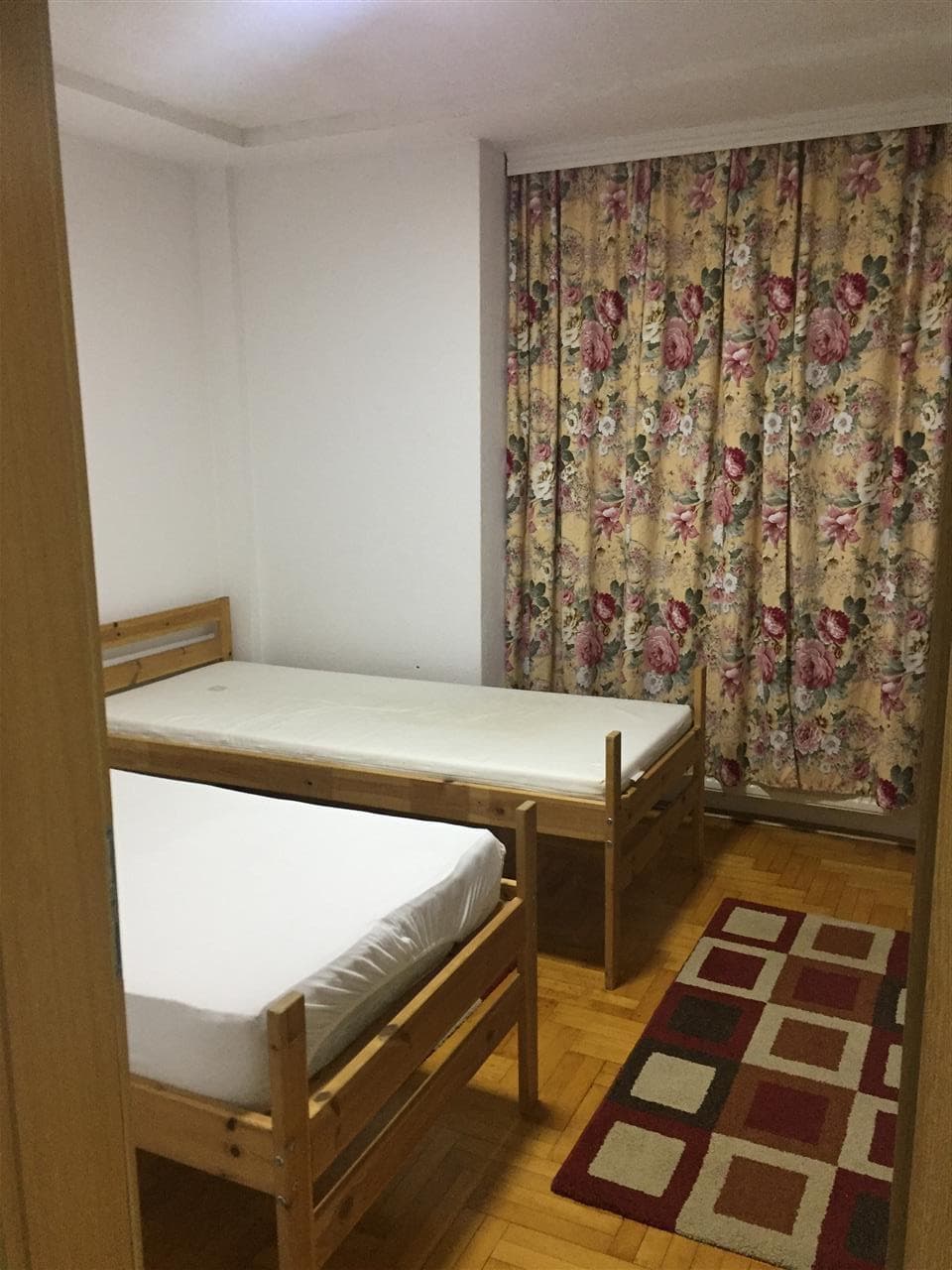 Lëshohet banesa me qira në lagjën Taukbashqe 4