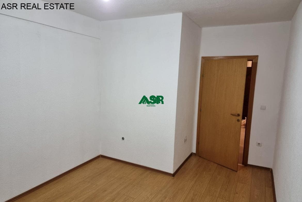 Ofrohet per shitje banesa në Fushe Kosove 4