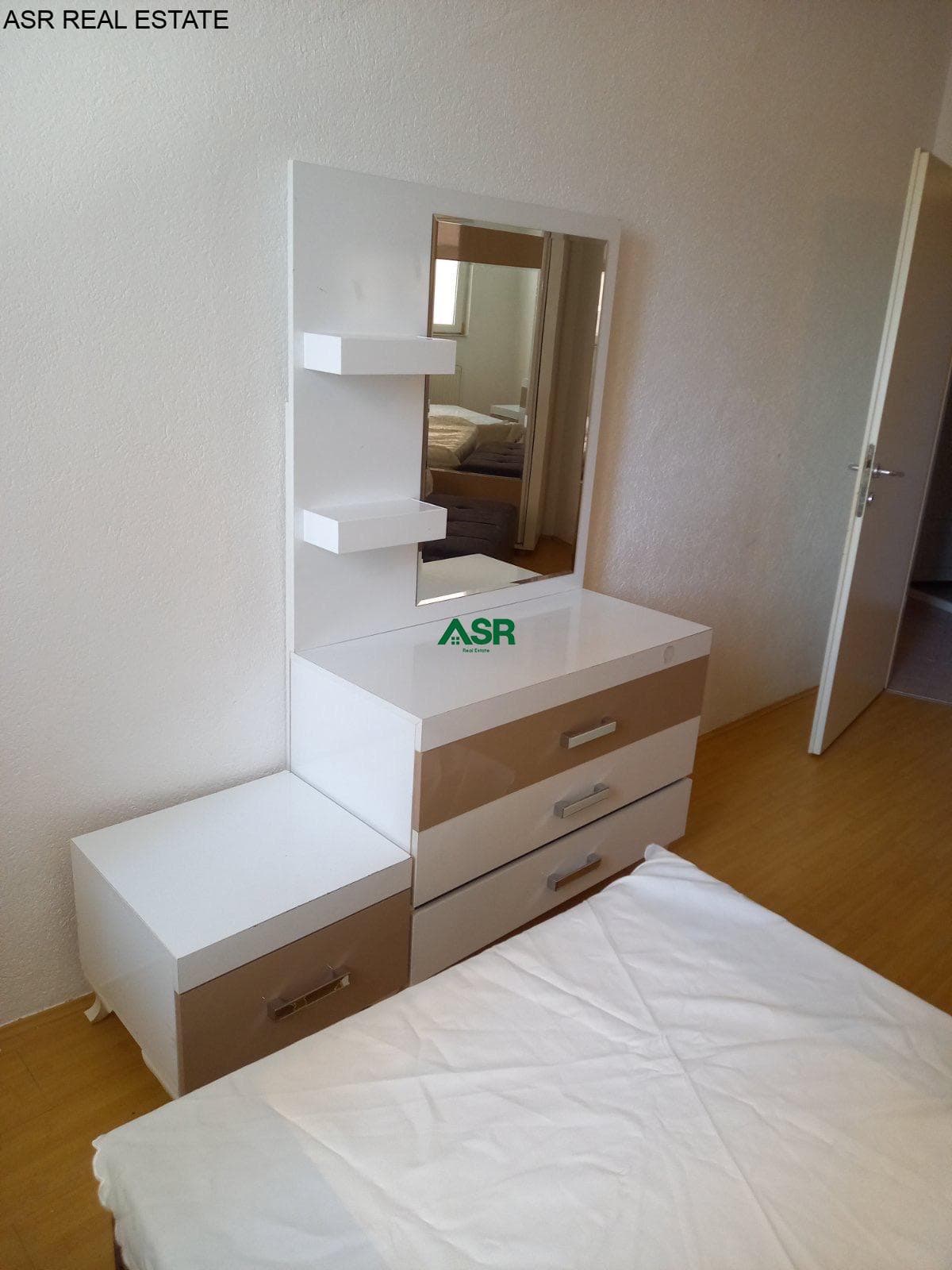 Banesë 80m2 me qira në lagjen e muhaxhereve 4