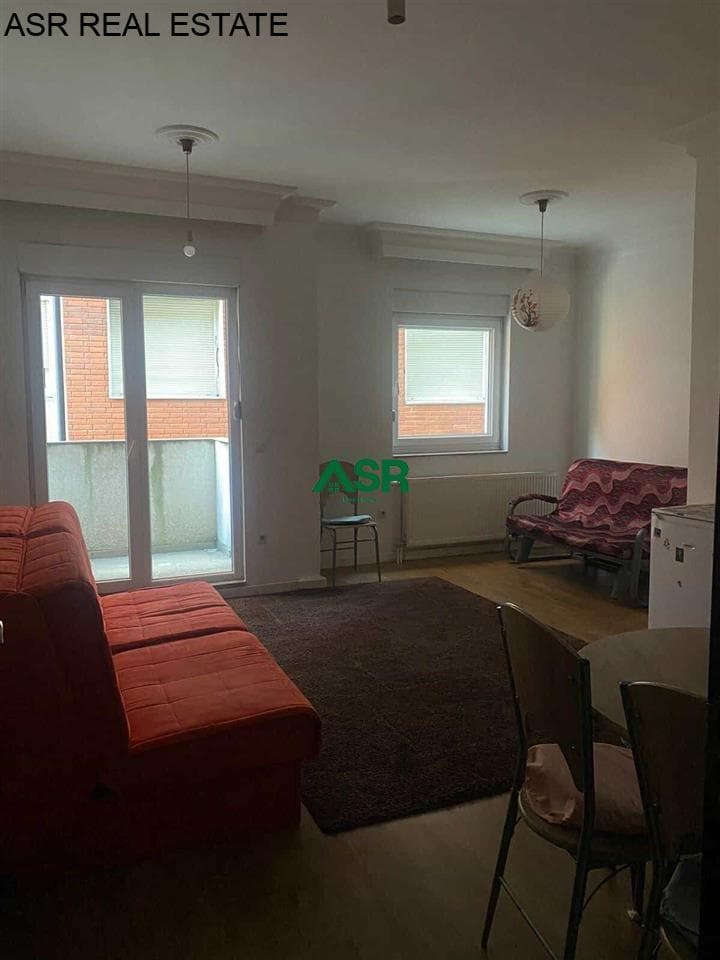 Banesë Gasoniere 48m2 me qira në lagjen Arberia 3