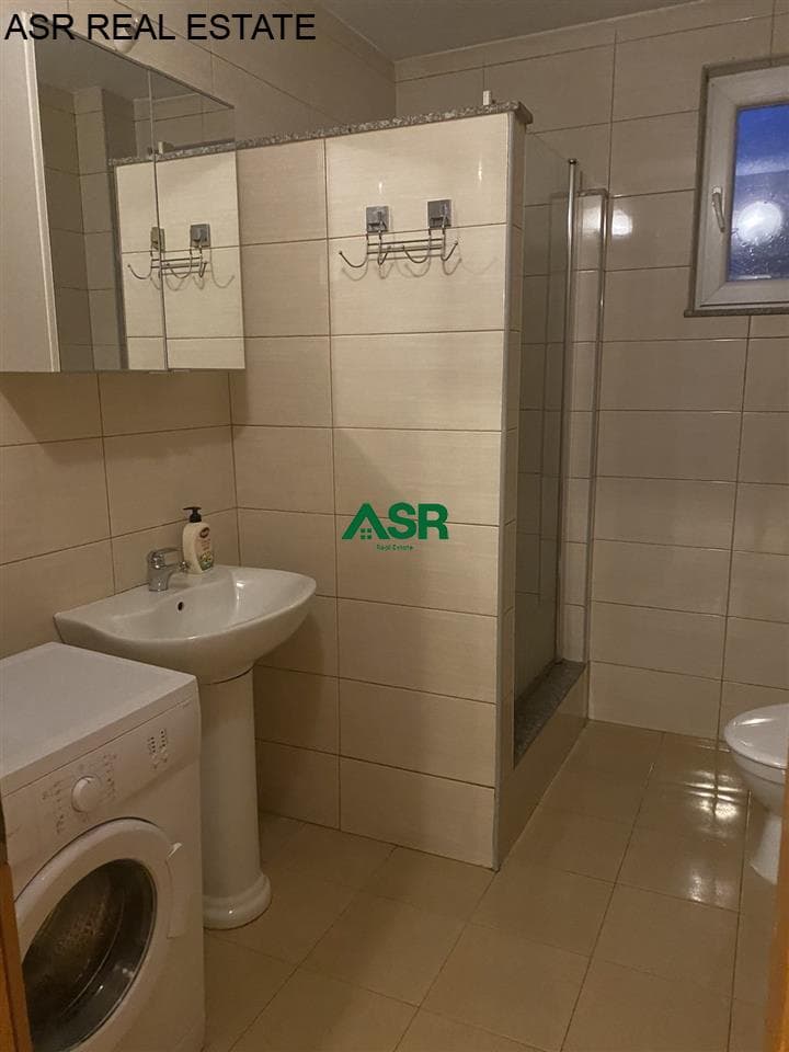 Lëshohet shtepia me qira në lagjën Arberia 4
