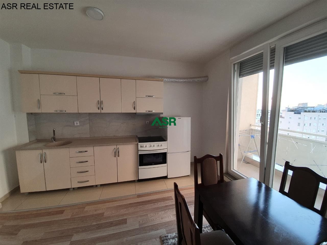 Banesë 64m2 me qira në lagjen Mati 1 3