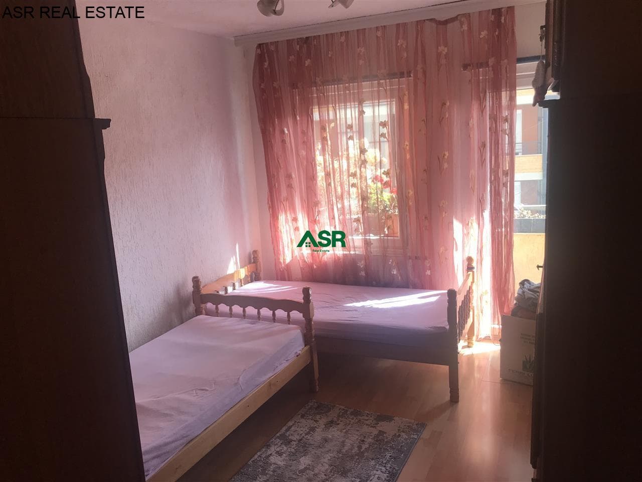Lëshohet banesa me qira në lagjën Tophane 4