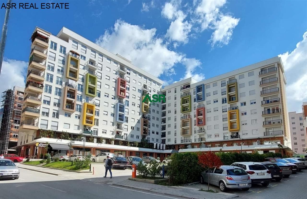 Banesë 83m2 me qira në rr.B