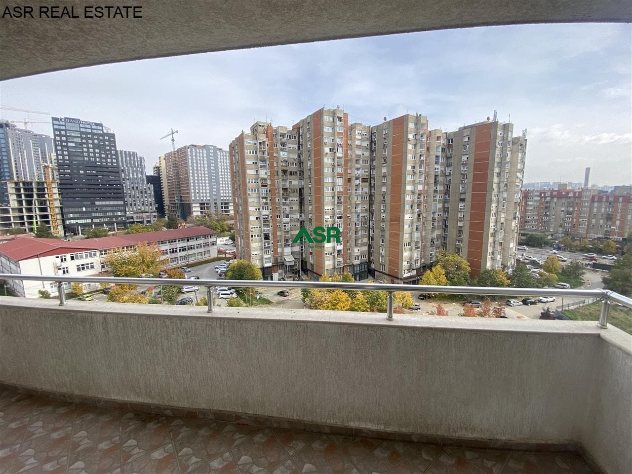 Banesë 120m2 me qira në Lakrishte