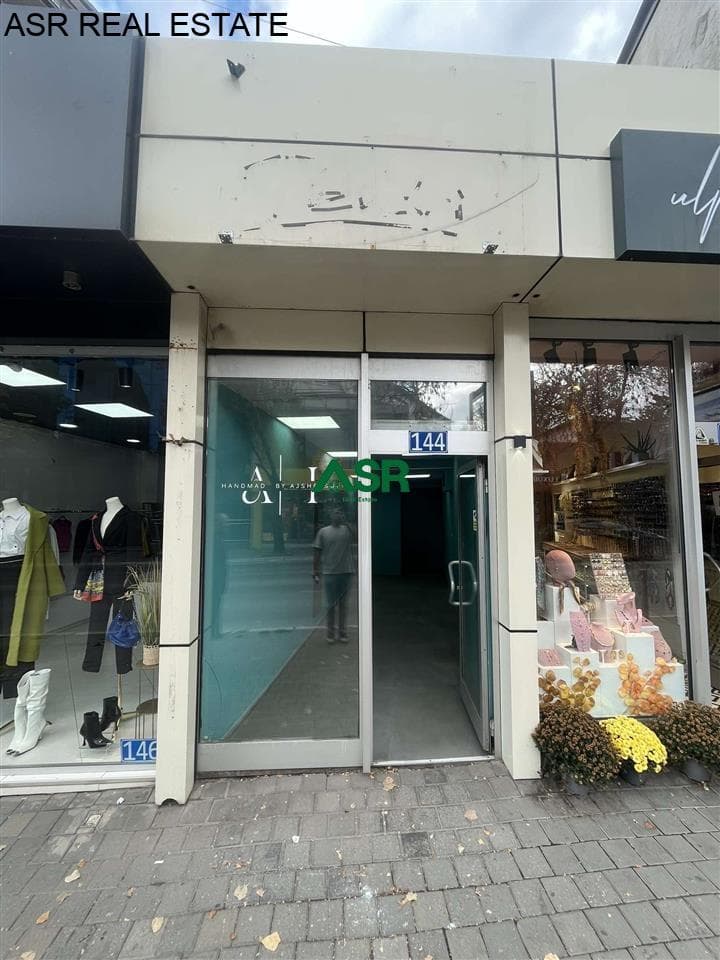 Lokal 20m2 me qira në lagjen Qafa