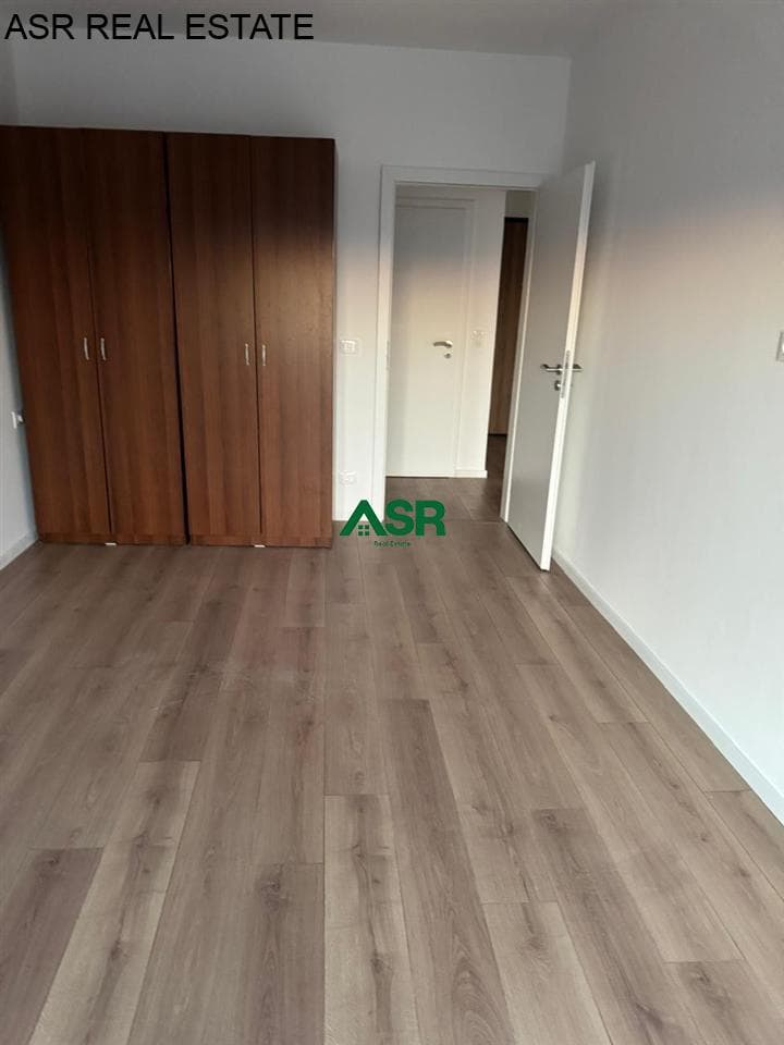 Banesë 92m2 me shitje në lagjen bregu i diellit 2