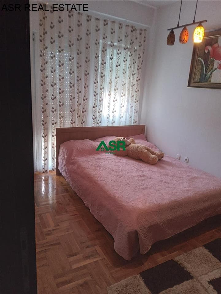Shitet banesa në lagjën Emshir 3