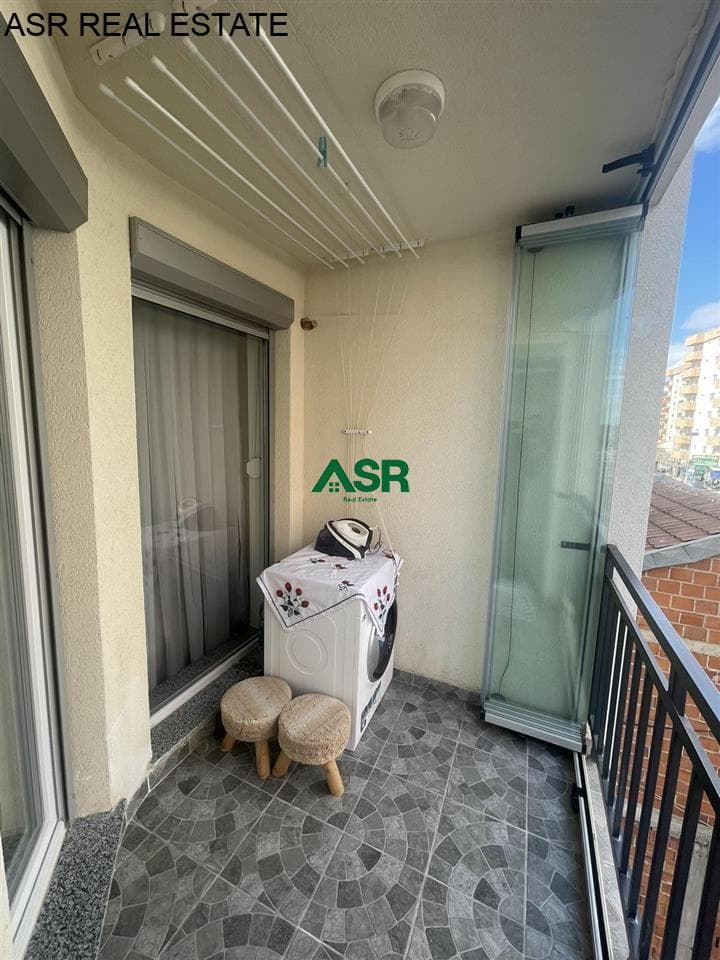 Shitet banesa ne Fushe Kosove 3