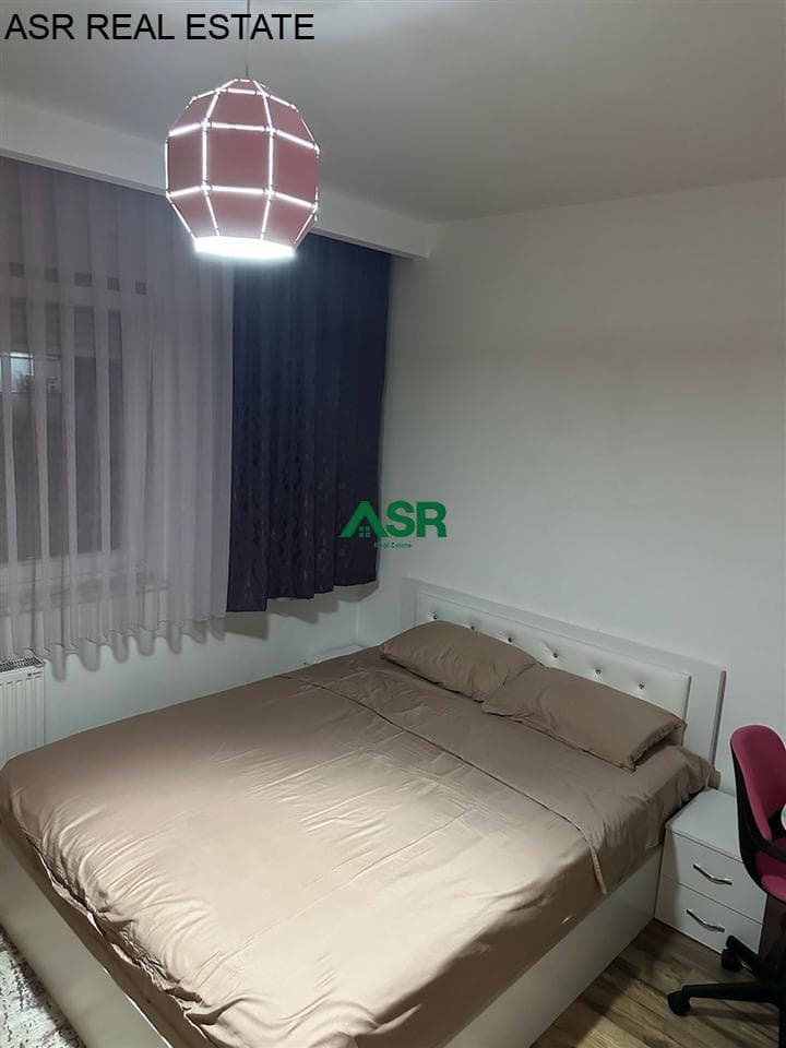 Banesë 93m2 ne nshitje në lagjen e muhaxhereve 2