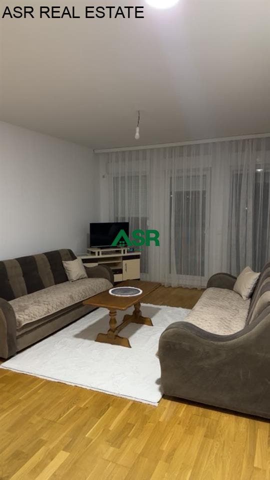 Banesë 65m2 me qira në rrugen Muharrem Fejza 3