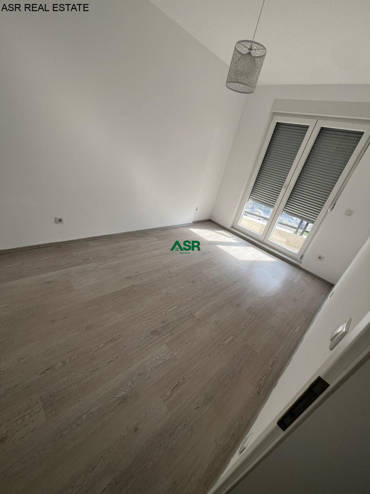 Banesë me qira në lagjen Arberia 4