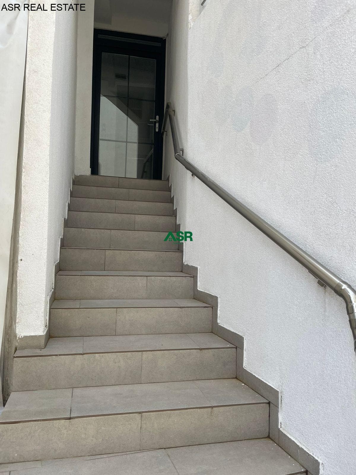 Banesë 120m2 me qira në bregun e dielllit rr.Gazmend Zajmi 2