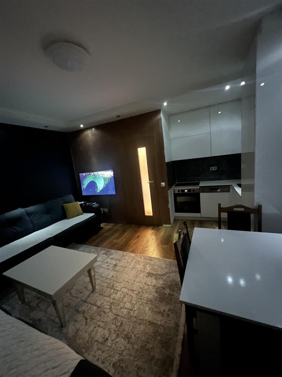 Banesë 50m2 me qira në lagjen e muhaxhereve 4