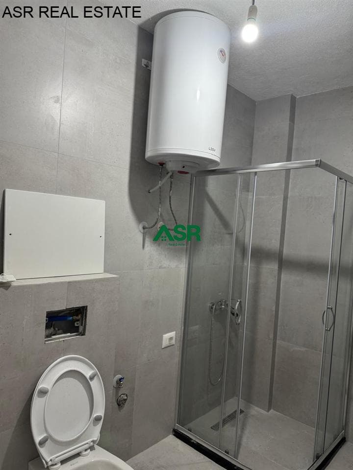 Banesë 92m2 me shitje në lagjen bregu i diellit