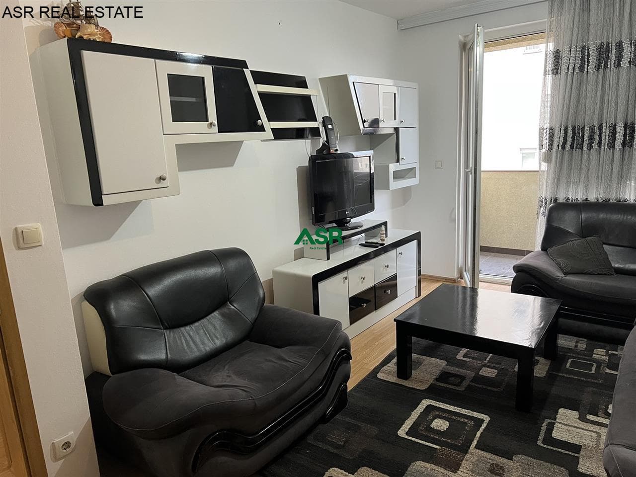 Banesë 50 m2 me qira në Emshir 3