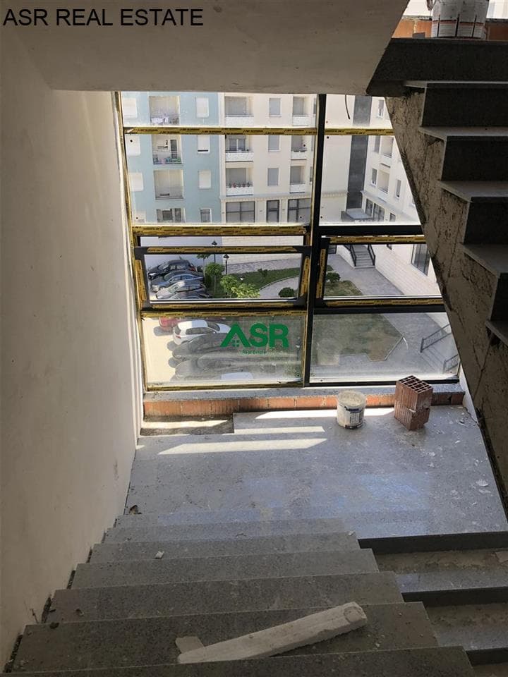 Shitet banesa ne rrugen B 2