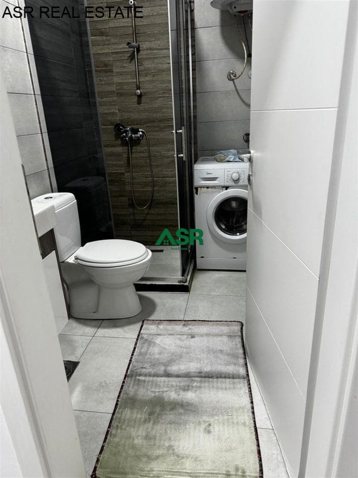 Banesë 93m2 me qira në lagjen e muhaxhereve