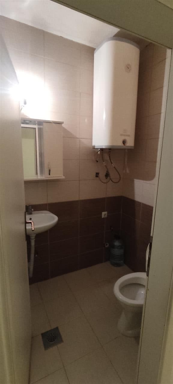 Lëshohet banesa me qira në FUSHE KOSOVE 4