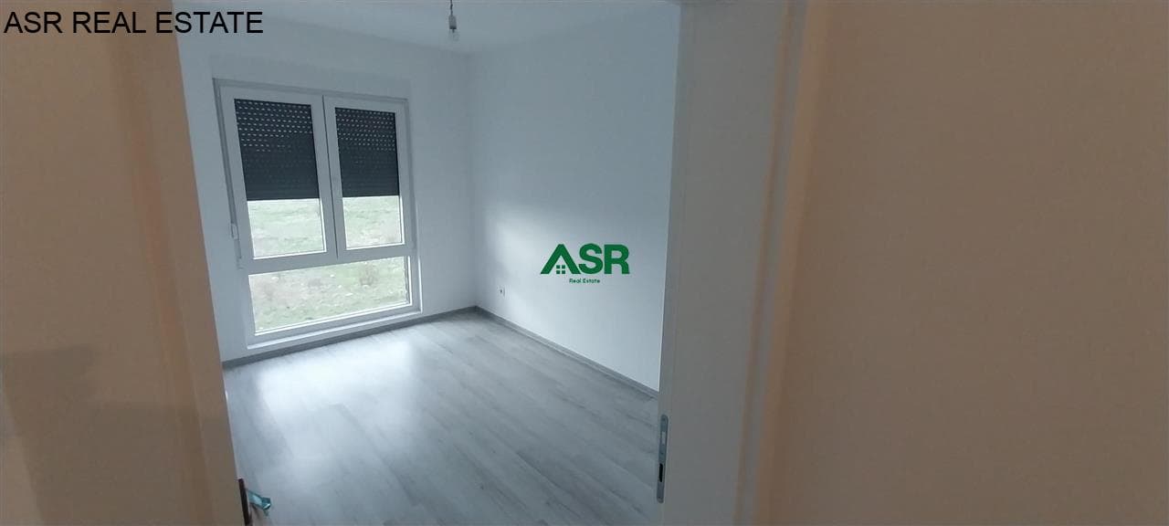 Lëshohet banesa me qira ne lagjen Arberia
