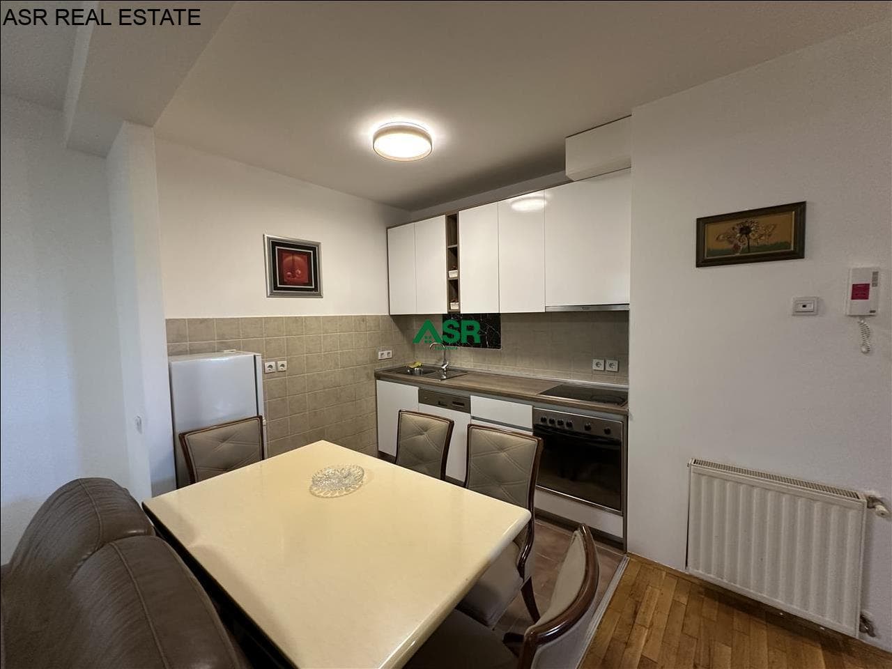 Banesë 80m2 me qira në qender 2