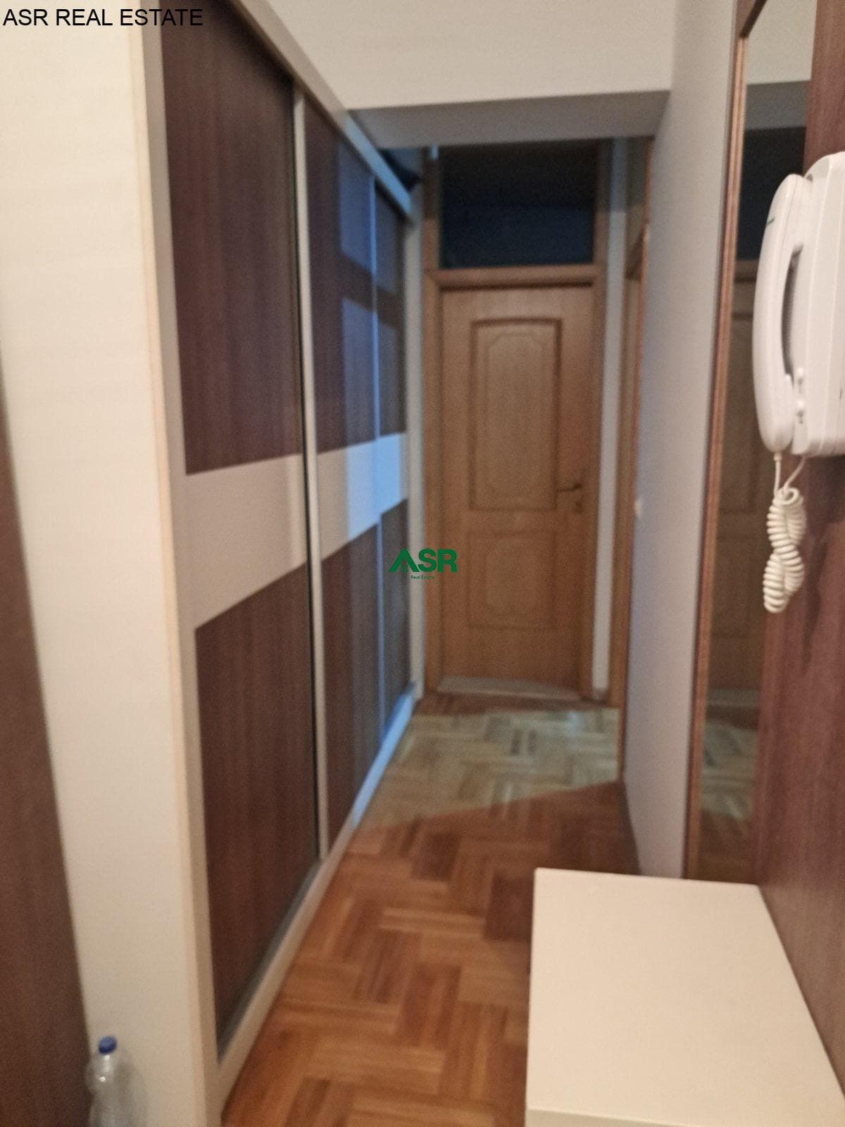 Banesë 67m2 me qira në Emshir
