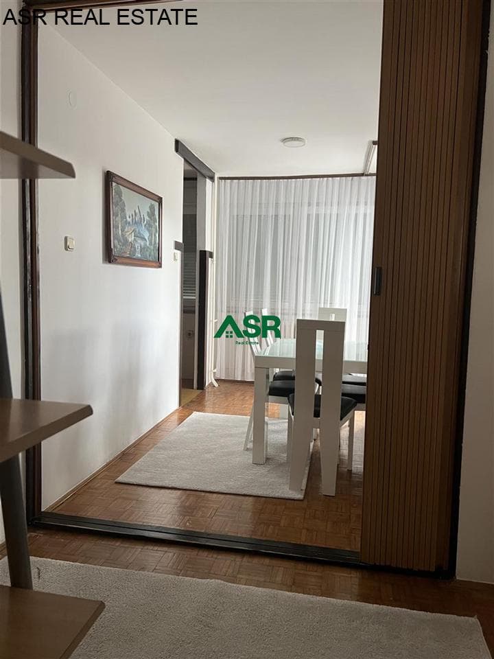: Banesë 45m2 me qira në Ulpiane