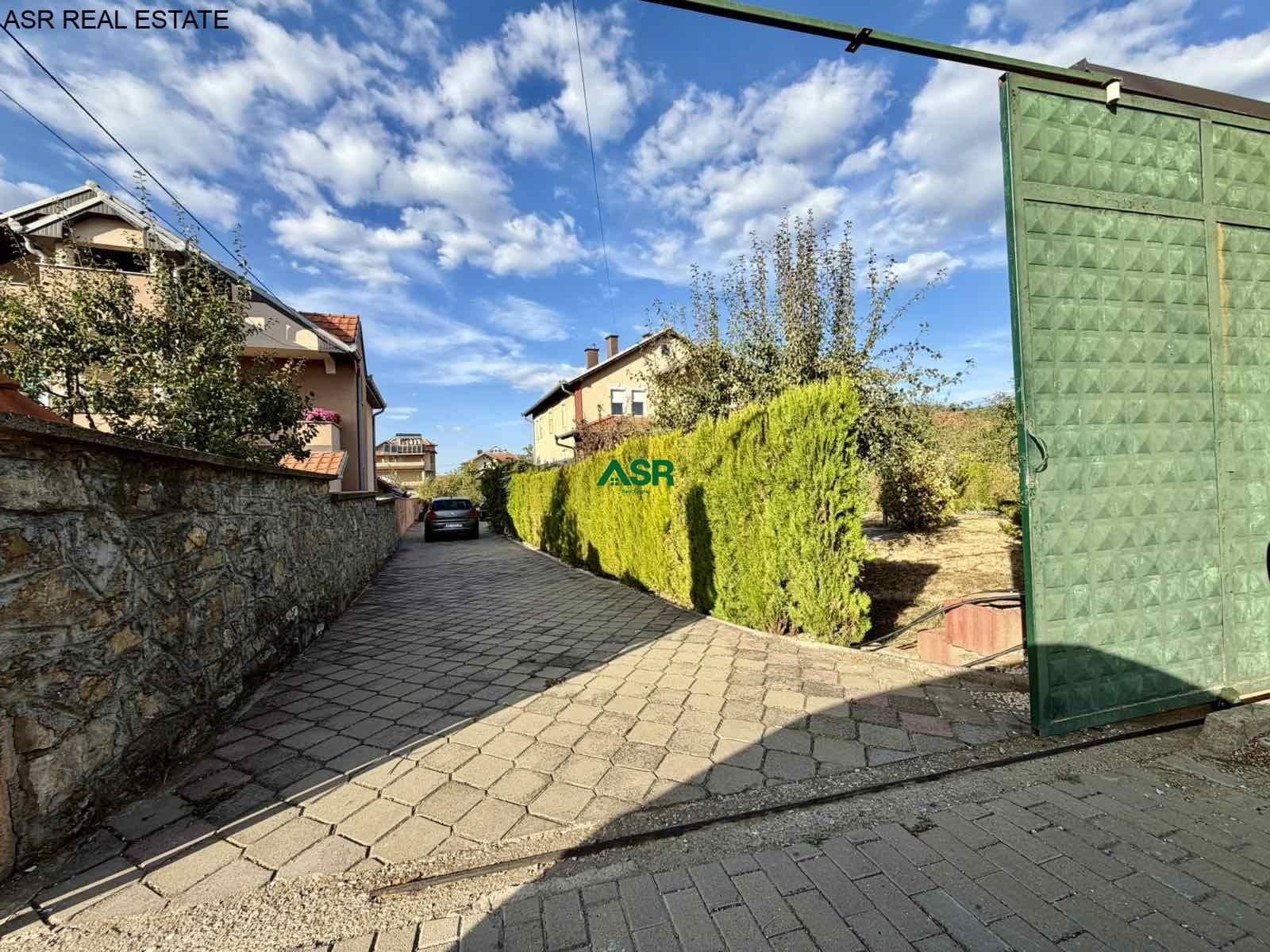 Ofrohet per SHITJE Shtëpia ne Bardhosh