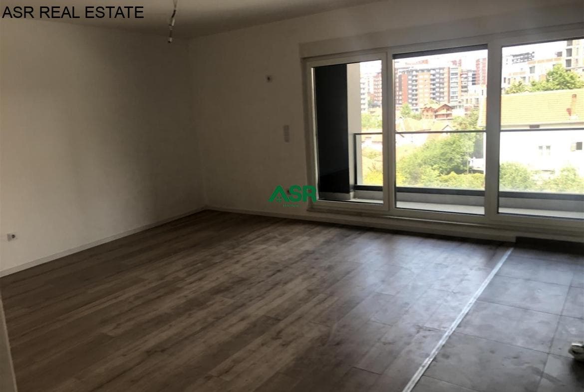 Ofrohet per shitje banesa ne lagjen e spitalit ne Andrra Residence 4