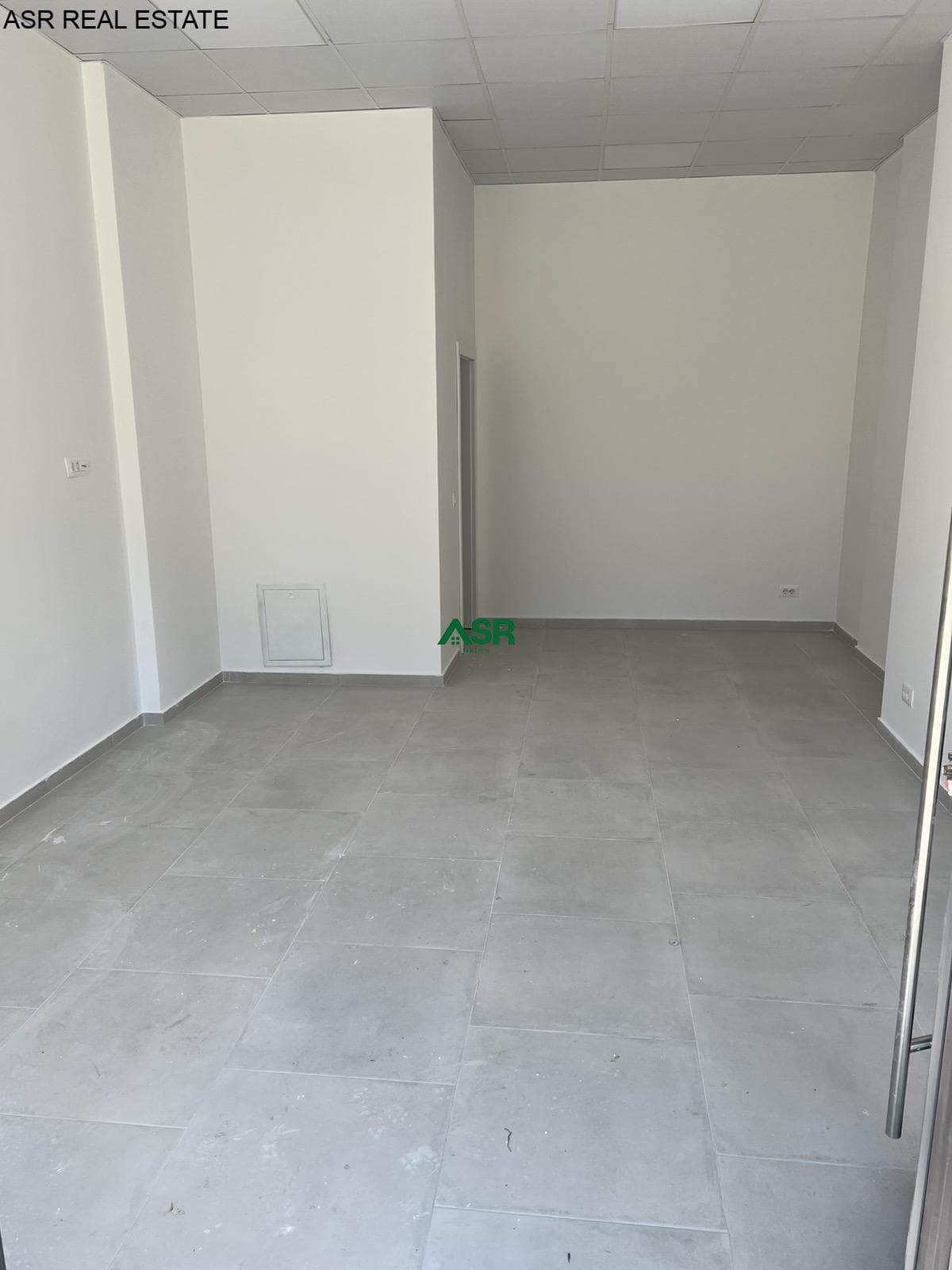 Lëshohet lokali me qira në lagjën Bregu i diellit tek VA Residence 3
