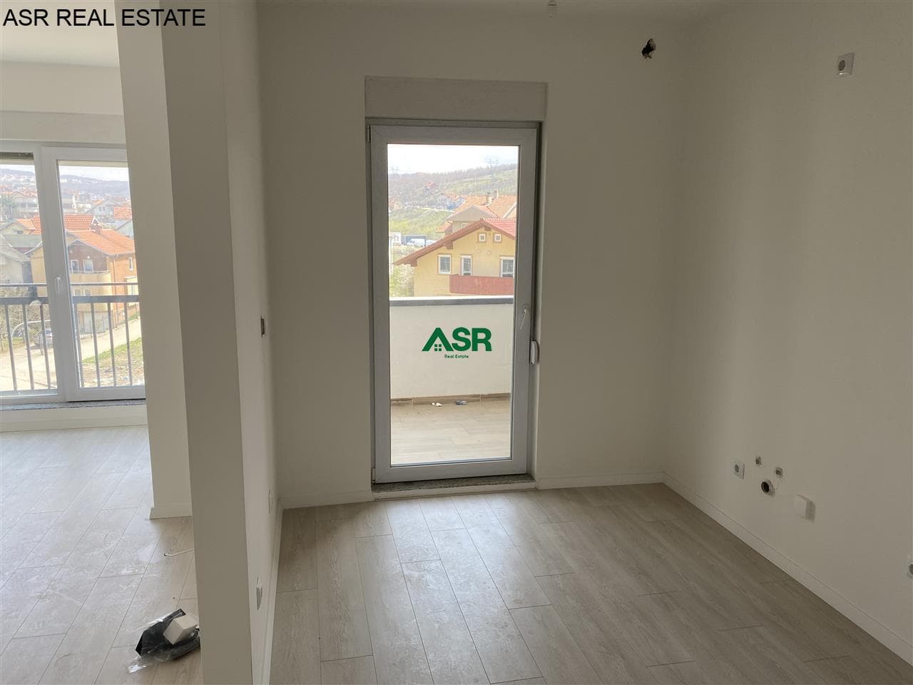 Lëshohet banesa me qira në lagjën rr.C 2