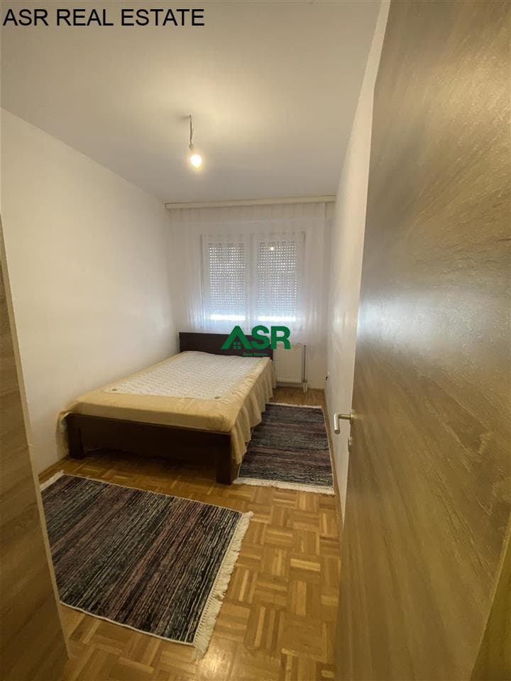 Ofrohet banesa me qira në lagjen e muhaxhereve 3